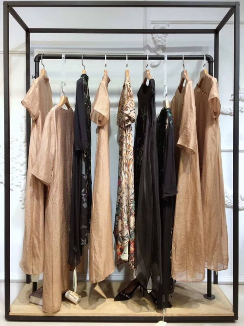 貓仙森時(shí)尚女裝 2014秋裝新款，專營(yíng)中老年女裝批發(fā)與天天特價(jià)